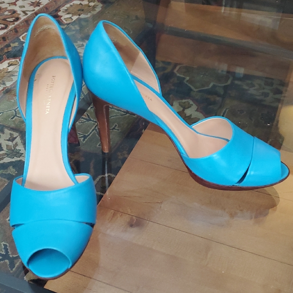 Bottega Veneta Women's Blue Peep Toe Heels